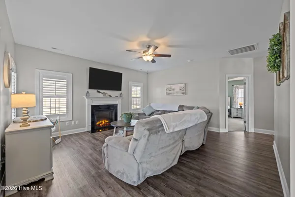 $3,200 | 878 Stormy Gale Lane, Holly Ridge, NC 28445