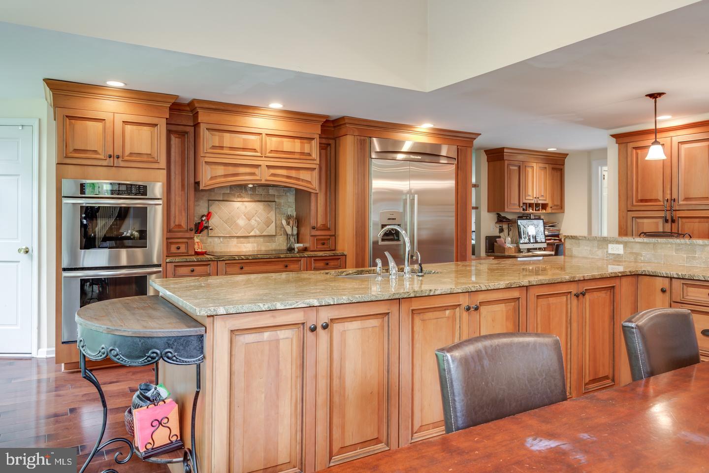 121 Haines Drive Moorestown, NJ 08057 - Photo 12 of 49 Beautiful Granite
