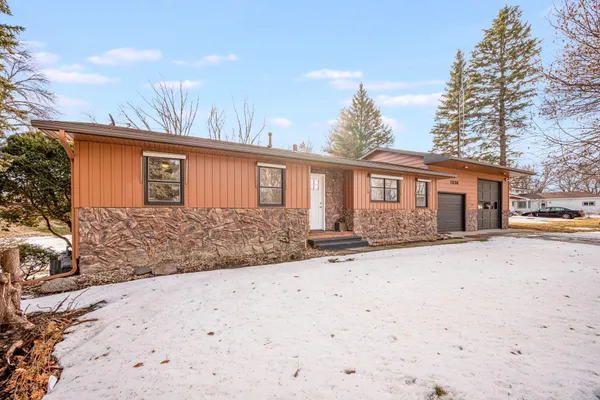 $525,000 | 1336 Lucia Avenue, Fairmont, MN 56031