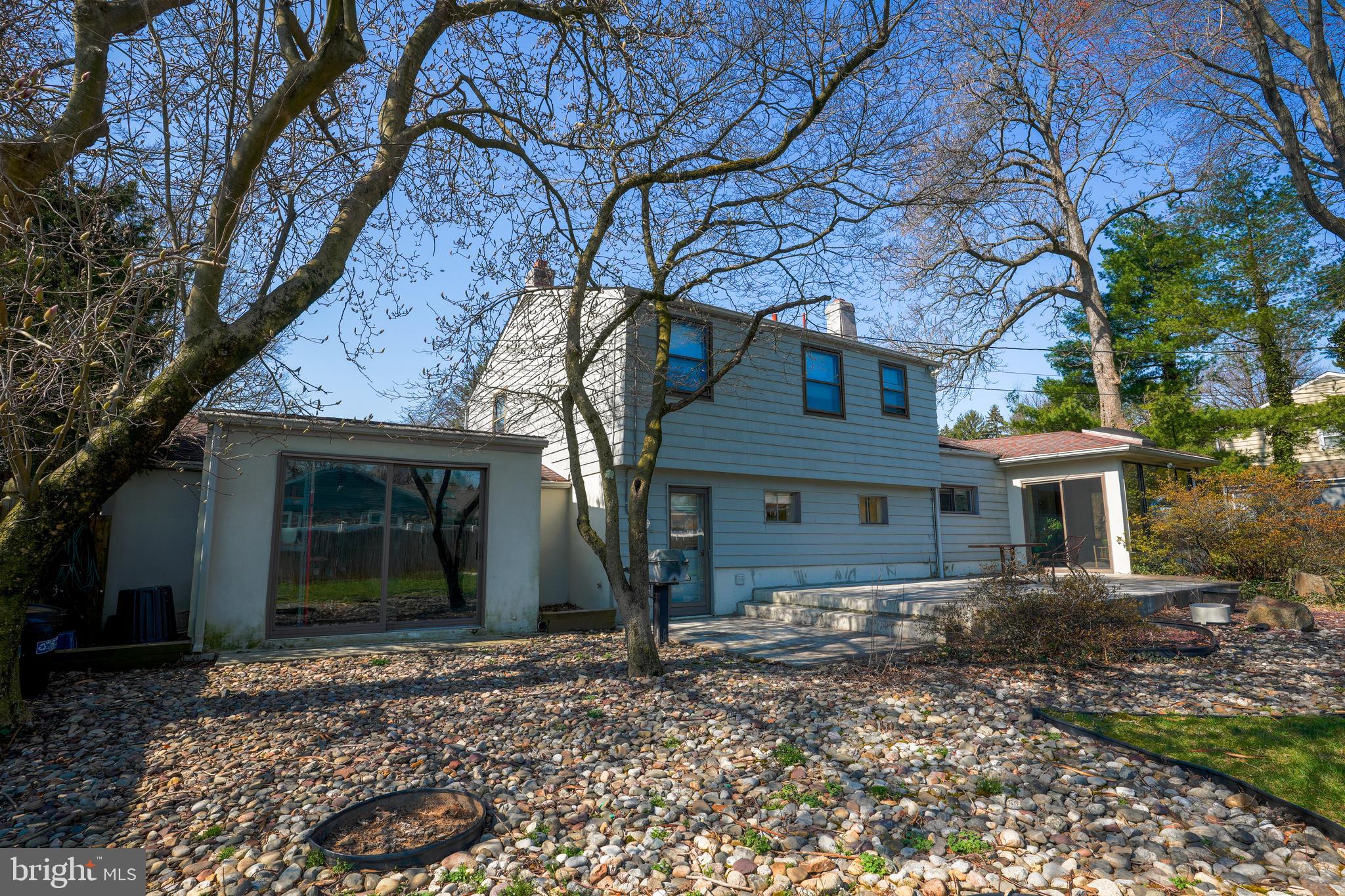 537 Alexander Road Huntingdon Valley, PA 19006 - Photo 3 of 47 Gallery Image 3