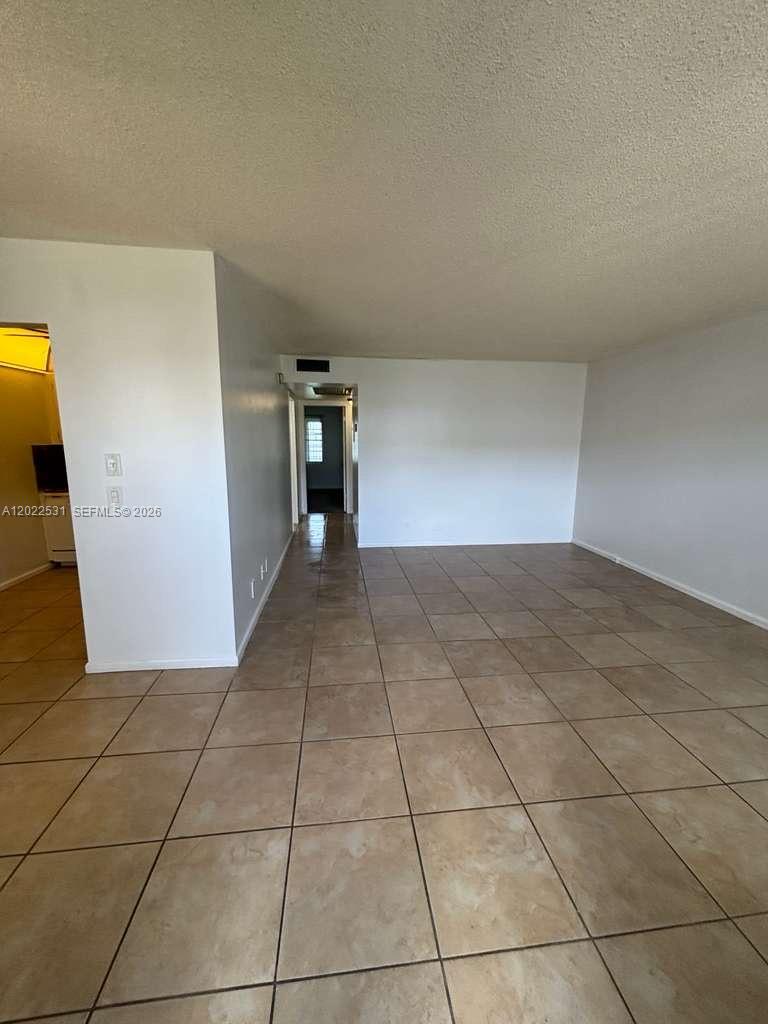 531 Fanshaw M, Unit 531 Boca Raton, FL 33434 - Photo 5 of 13