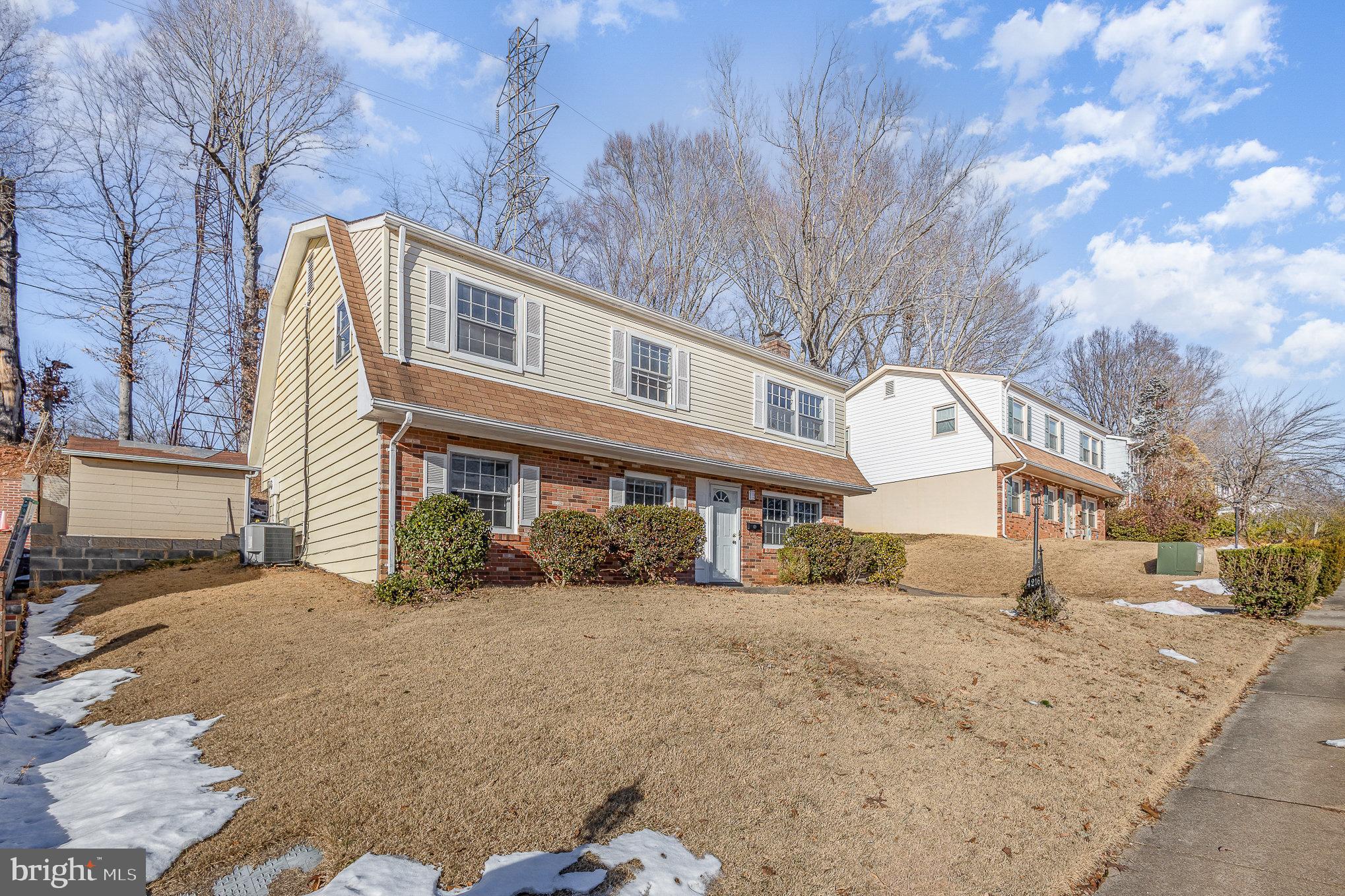 4216 Granby Road Woodbridge, VA 22193 - Photo 3 of 29 Gallery Image 3