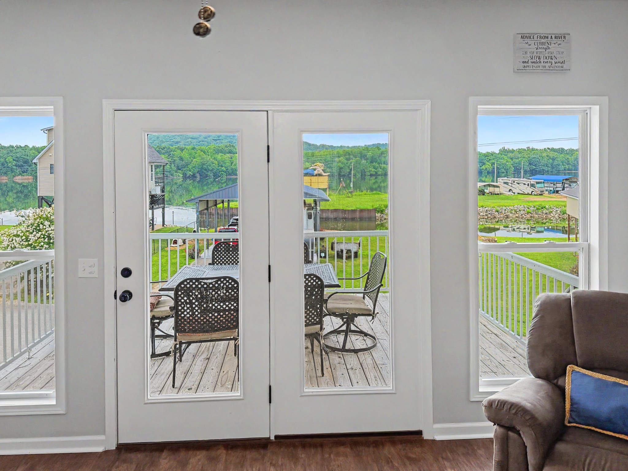 175 Ellen Lane Decaturville, TN 38329 - Photo 15 of 25 a living room with furniture and a window