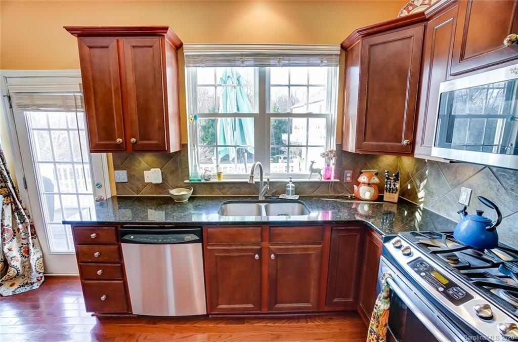 1096 Drayton Court Fort Mill, SC 29708 - Photo 14 of 41