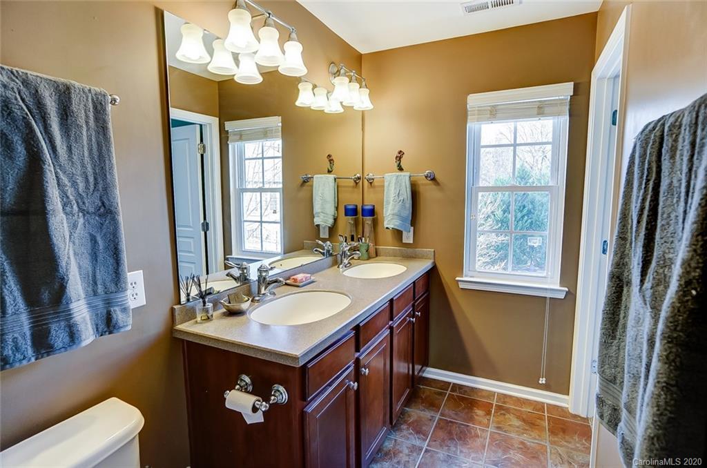 1096 Drayton Court Fort Mill, SC 29708 - Photo 23 of 41