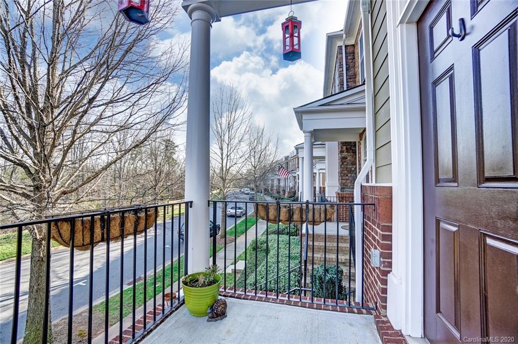 1096 Drayton Court Fort Mill, SC 29708 - Photo 4 of 41