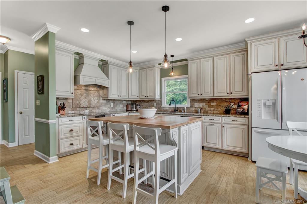 2311 Tuckaway Road Rock Hill, SC 29730 - Photo 3 of 24 Gallery Image 3