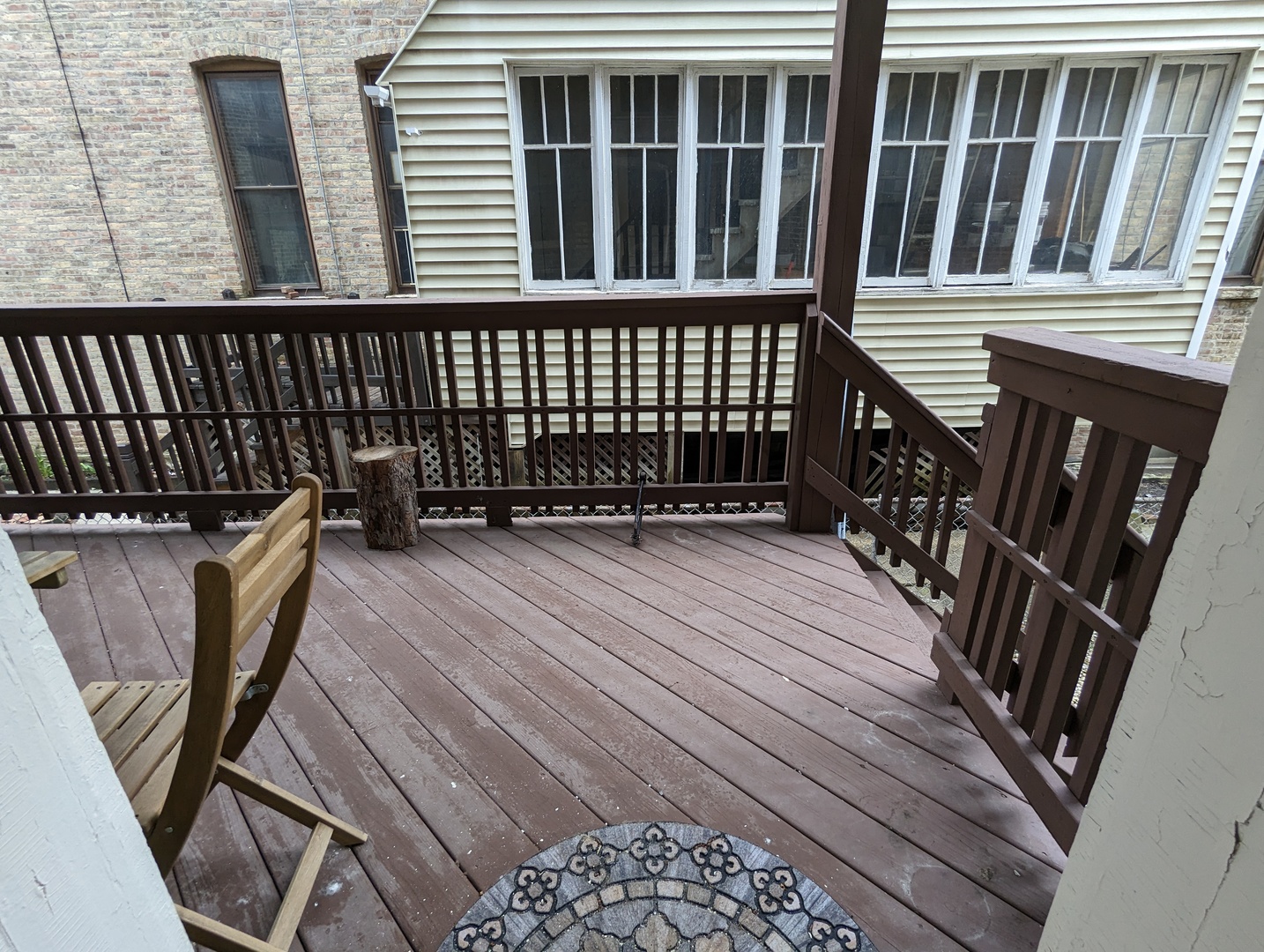 2134 West Concord Place, Unit 1R Chicago, IL 60647 - Photo 18 of 18 a balcony with view of stairs