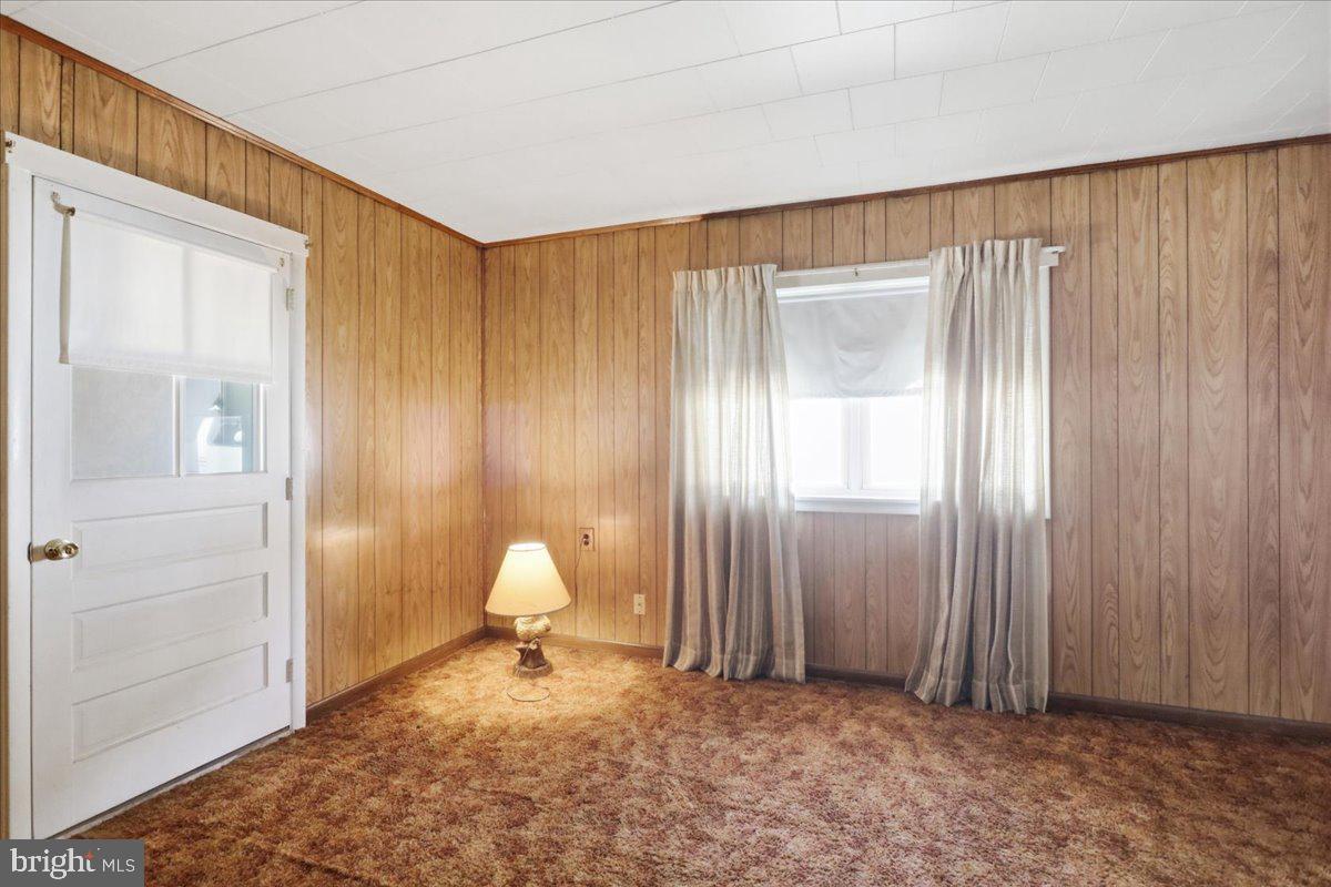 13844 Clear Spring Road Clear Spring, MD 21722 - Photo 10 of 46