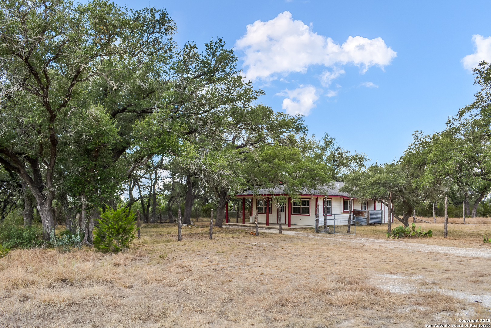 1263 Agaritaville Spring Branch, TX 78070 - Photo 20 of 42