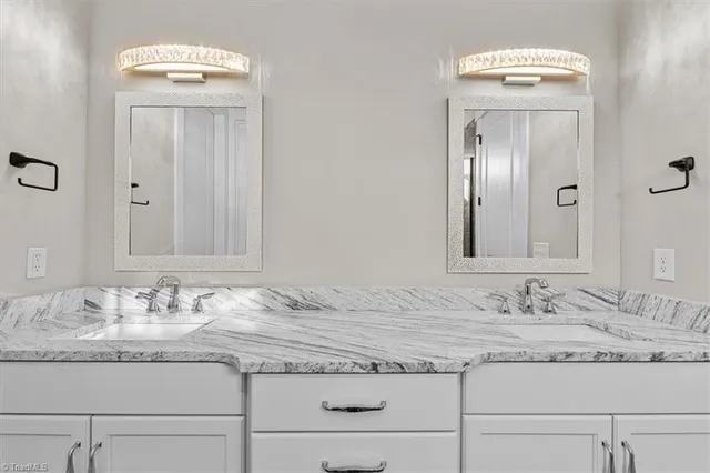 $847,000 | 5510 Briardenn Court, Summerfield, NC 27358