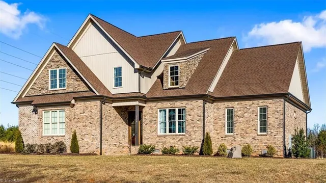 $847,000 | 5510 Briardenn Court, Summerfield, NC 27358