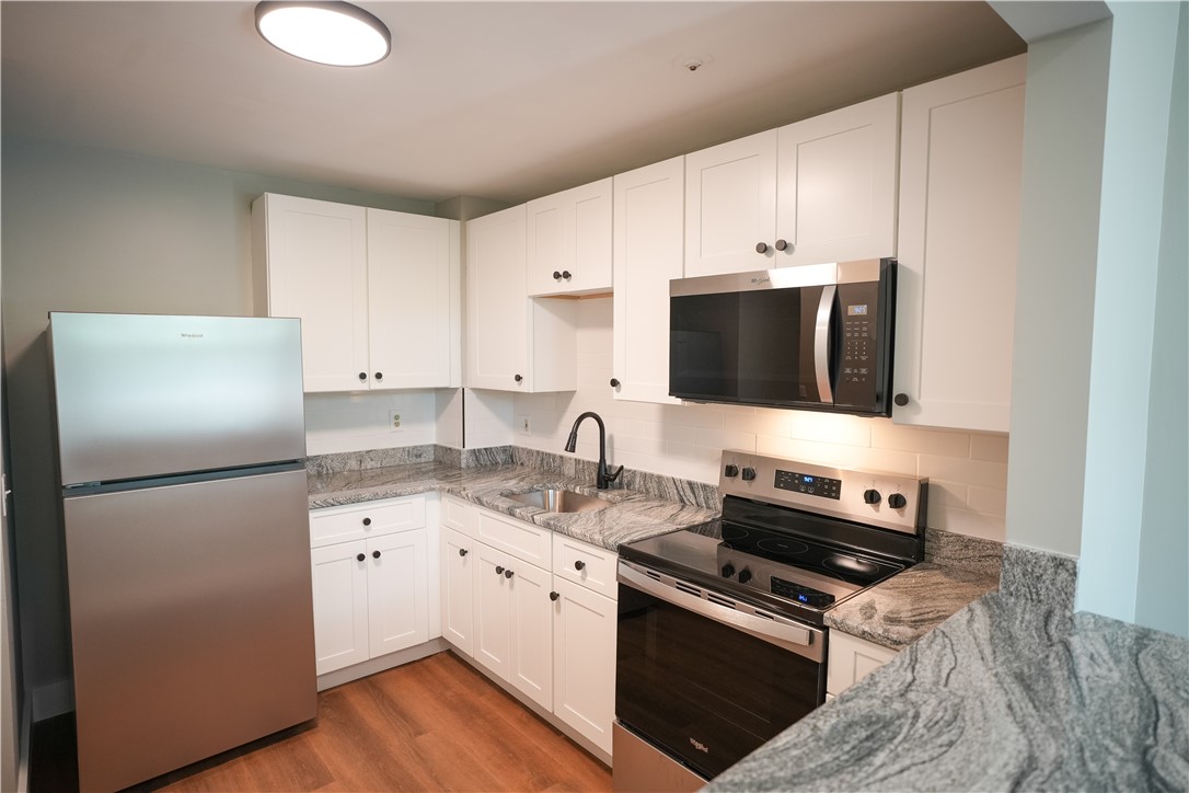 366 Main Street, Unit 105 Warren, RI 02885 - Photo 1 of 14