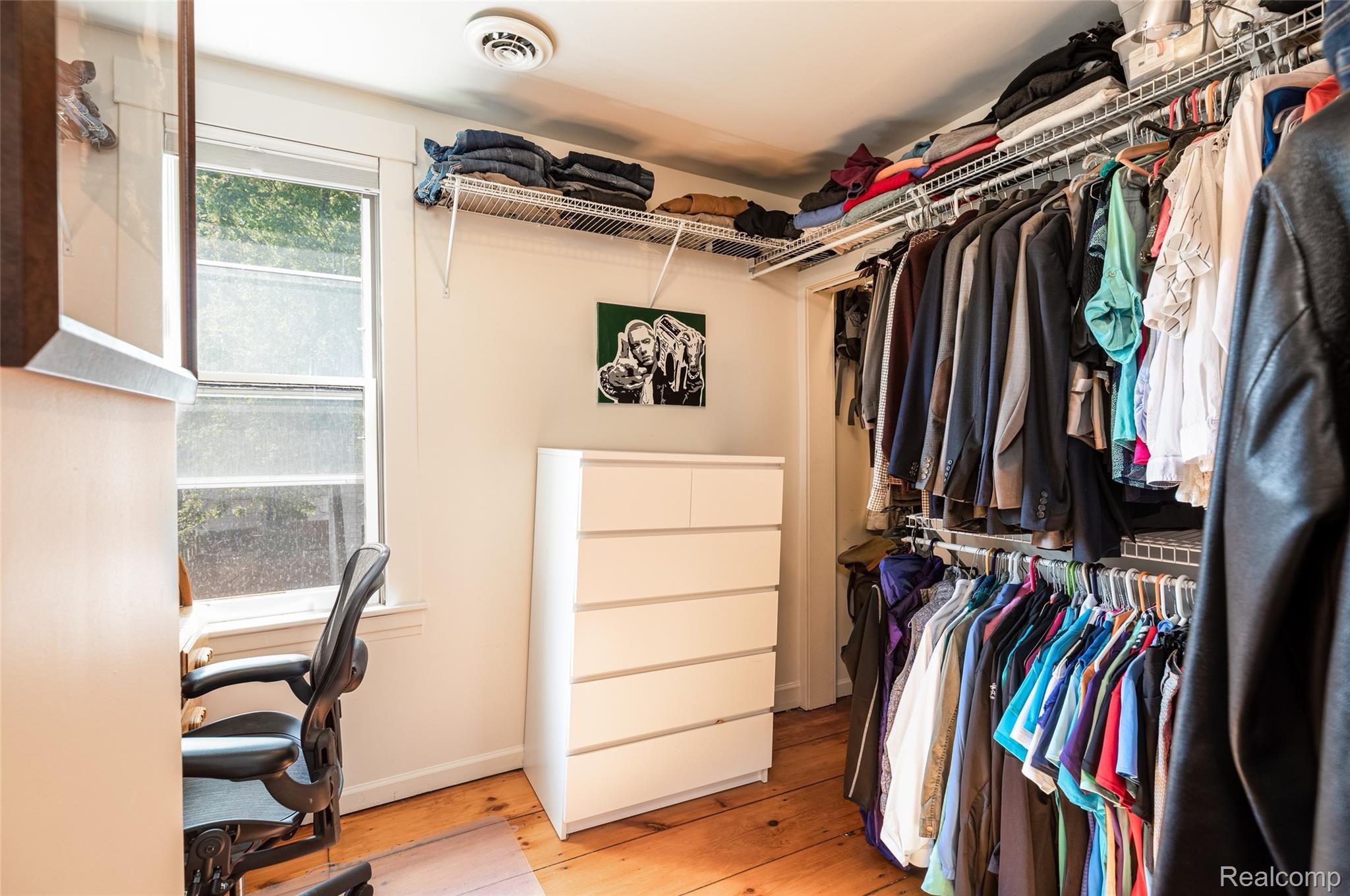 704 Spencer Road Brighton, MI 48116 - Photo 38 of 44 38.Closet