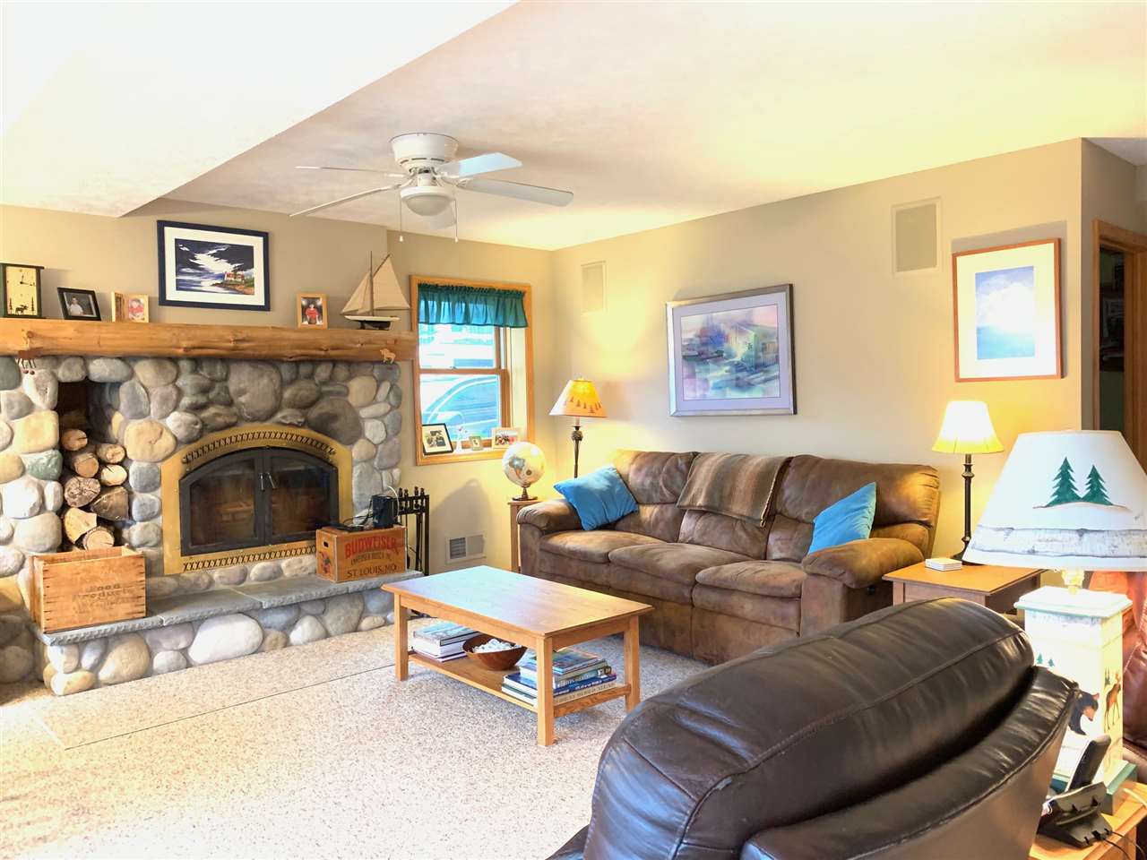 8558 South Lakeview Road Traverse City, MI 49684 - Photo 11 of 27 1881406-10.JPG