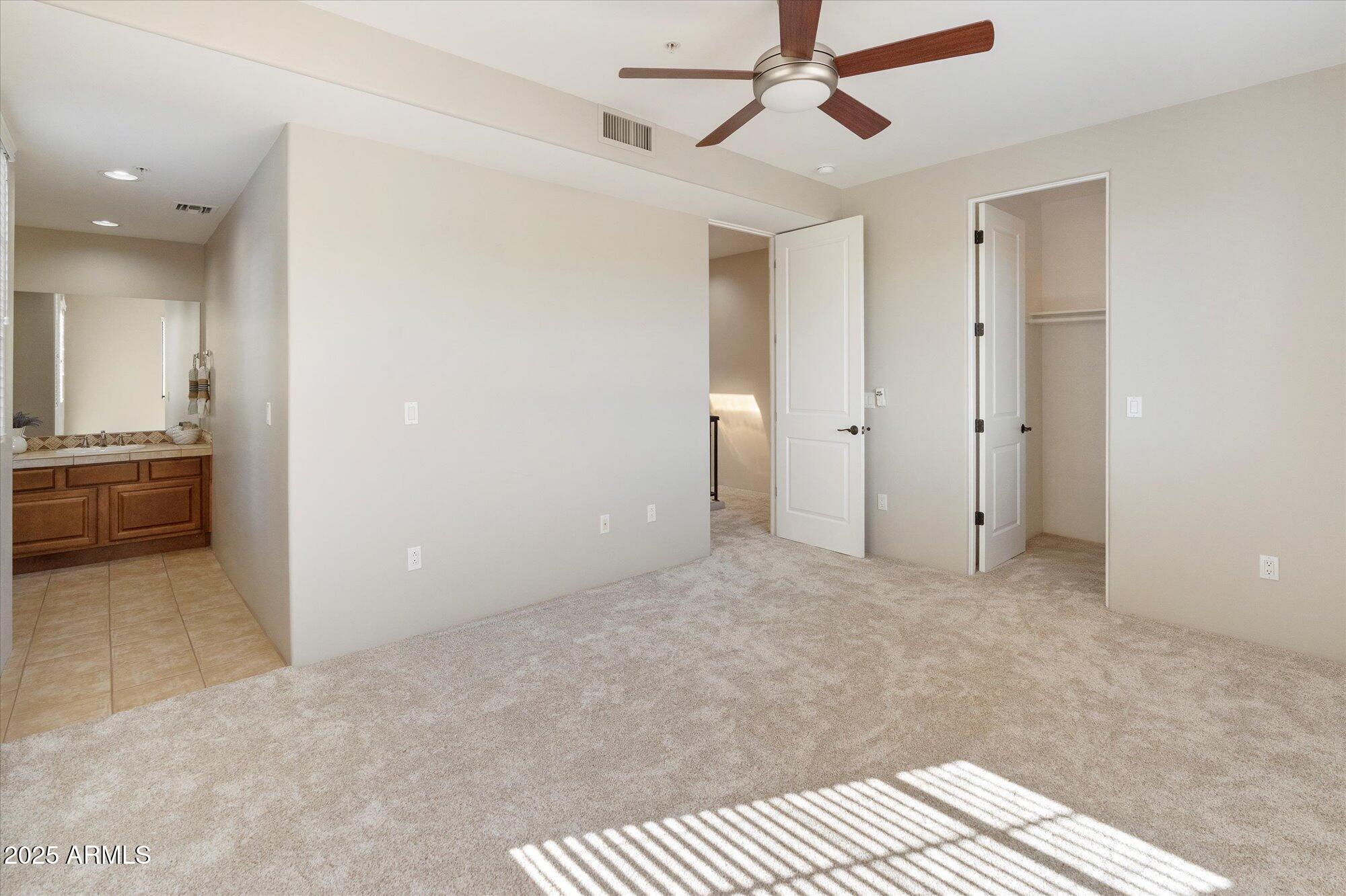 7200 East Ridgeview Place, Unit 9 Carefree, AZ 85377 - Photo 21 of 29 a view of an empty room