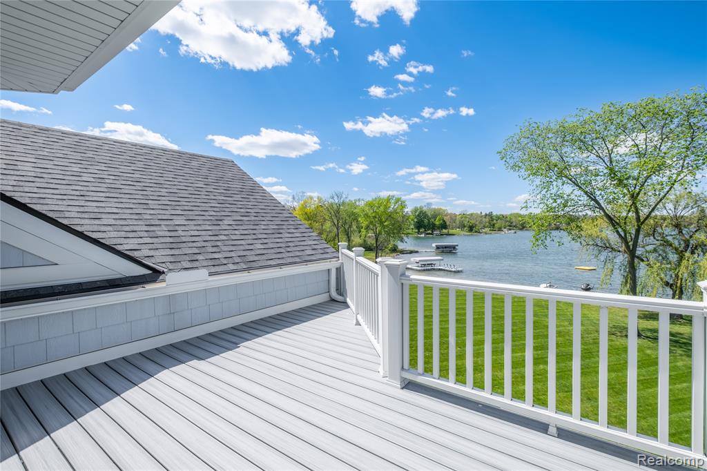 10195 Bennett Lake Road Fenton, MI 48430 - Photo 38 of 67
