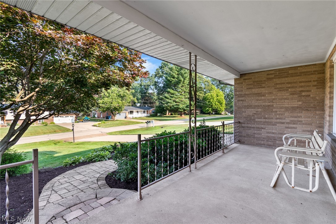4665 Christman Road Akron, OH 44319 - Photo 2 of 36