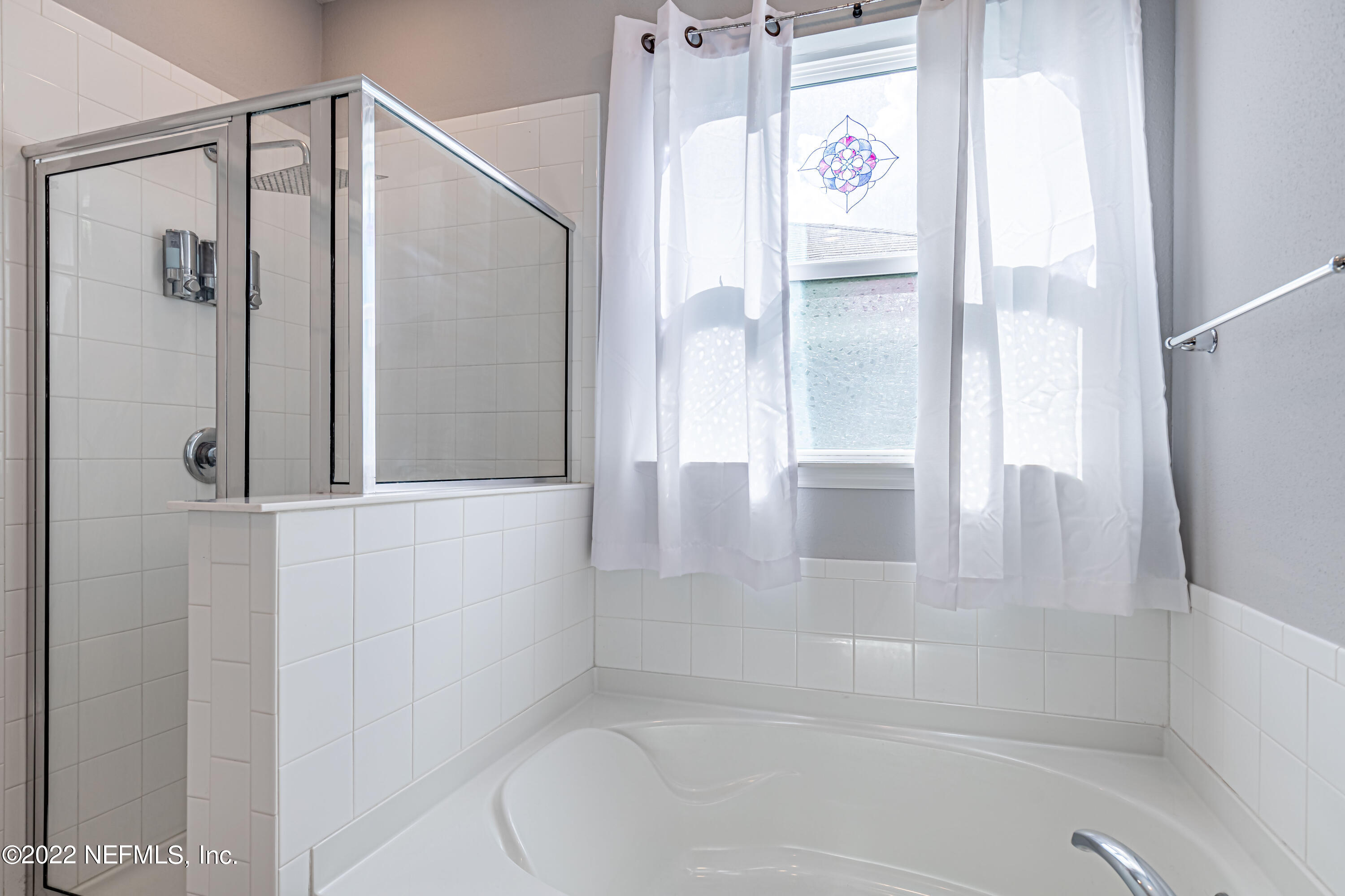 8220 Fouraker Forest Road Jacksonville, FL 32221 - Photo 10 of 56 Primary Bathroom-2