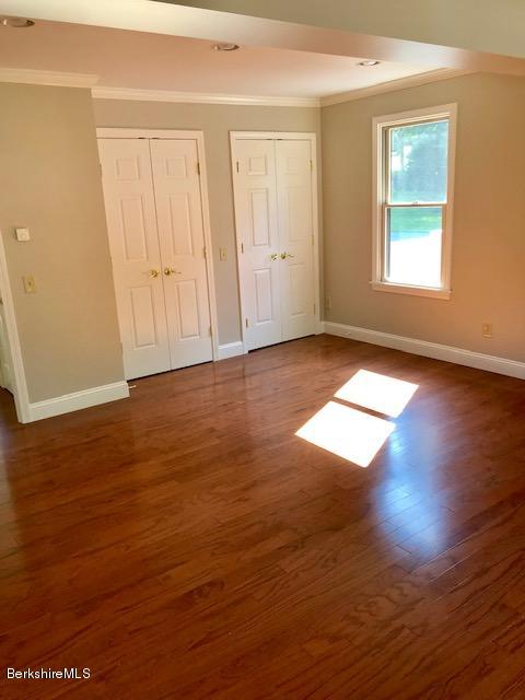 182 South Mountain Road Pittsfield, MA 01201 - Photo 11 of 18 1st Floor Master
