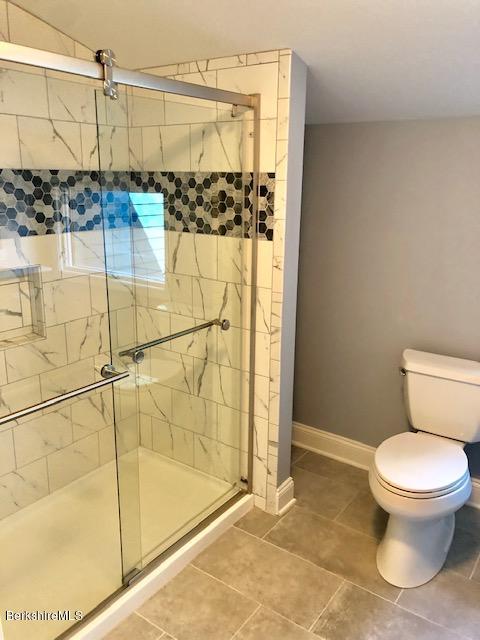 182 South Mountain Road Pittsfield, MA 01201 - Photo 14 of 18 2nd Floor M Bath