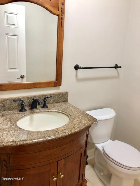 182 South Mountain Road Pittsfield, MA 01201 - Photo 10 of 18 First Floor 1/2 Bath