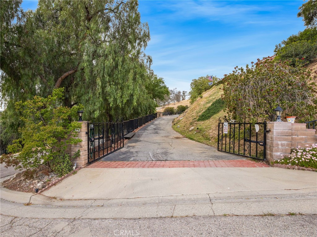 291 Jennifer Way Banning, CA 92220 - Photo 37 of 47