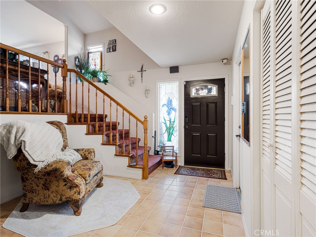 291 Jennifer Way Banning, CA 92220 - Photo 6 of 47