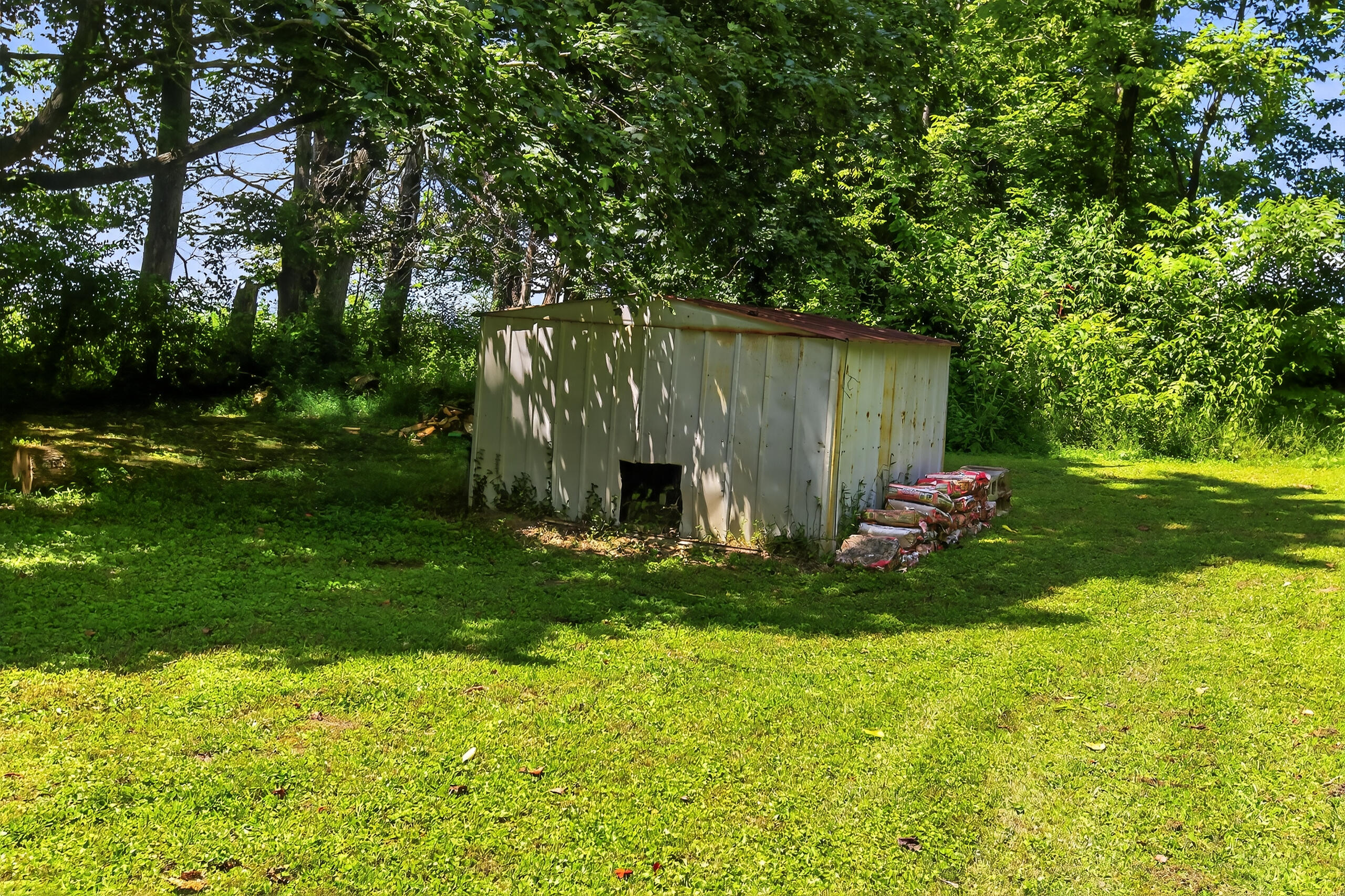 5620 Ironworks Road Winchester, KY 40391 - Photo 36 of 42 5620 Ironworks