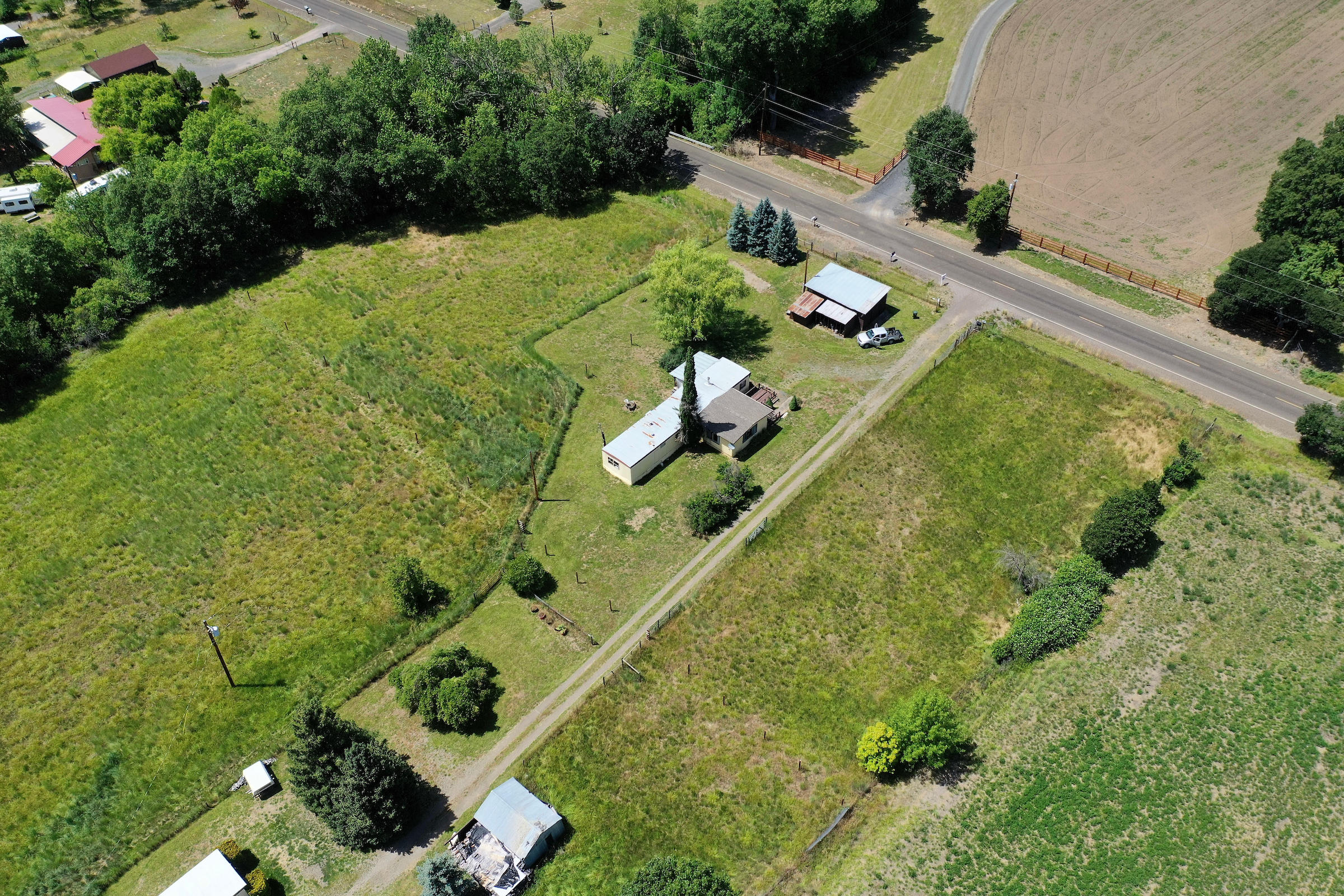 5705 Dodge Road White City, OR 97503 - Photo 7 of 10 5705 07