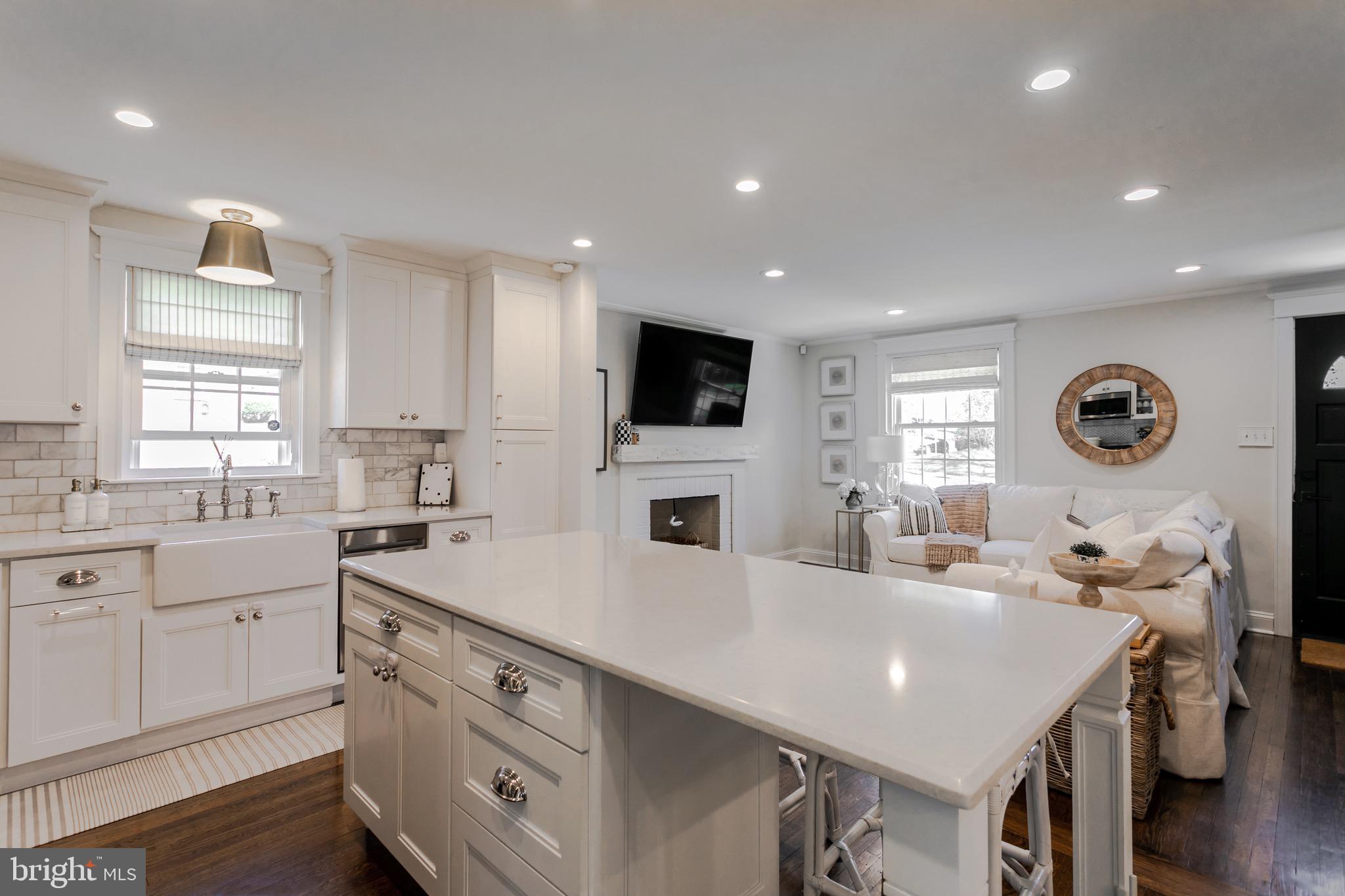 406 Fairmont Road Havertown, PA 19083 - Photo 6 of 42