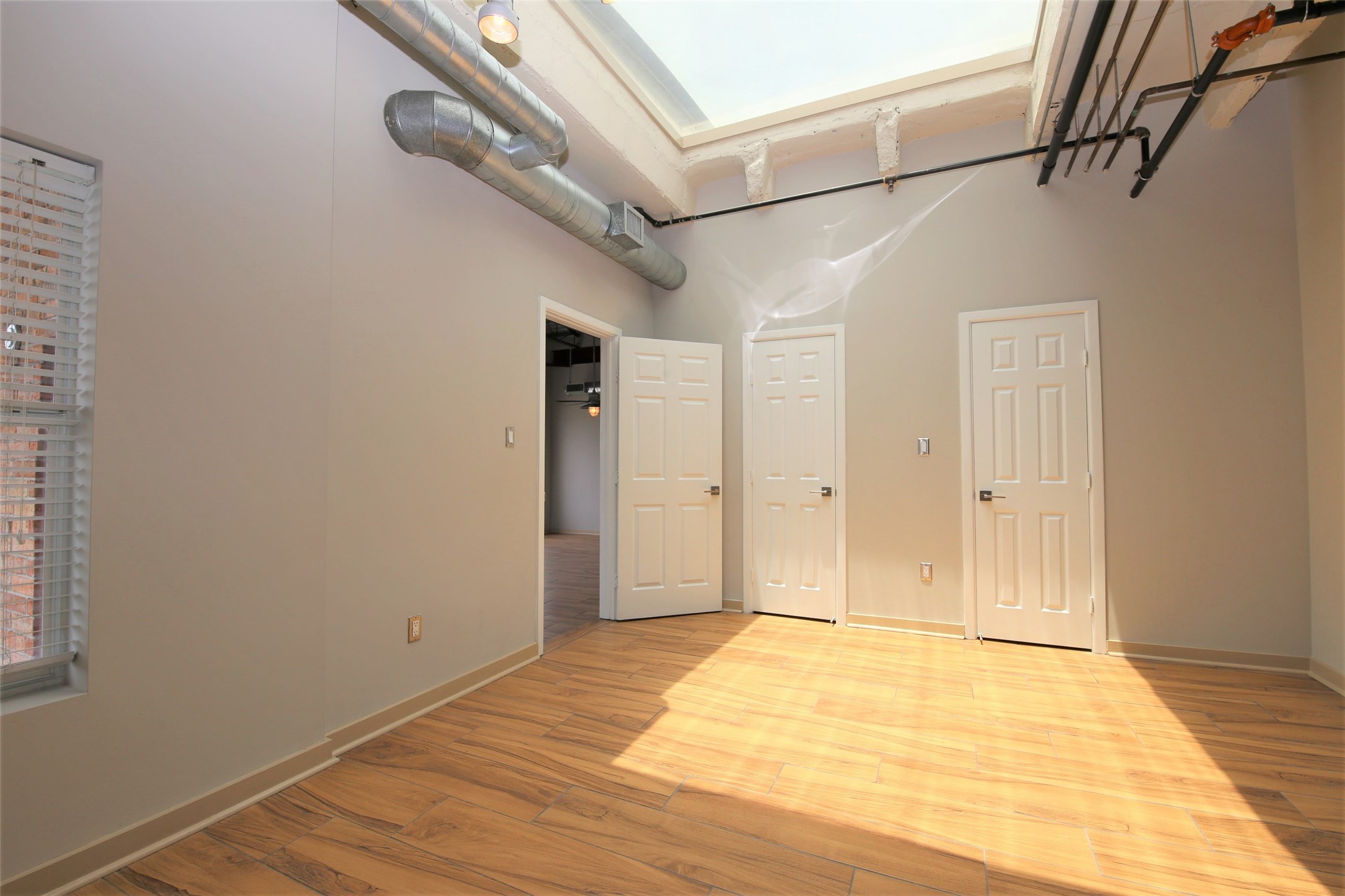 230 West Alabama Street, Unit 1105 Houston, TX 77006 - Photo 12 of 21