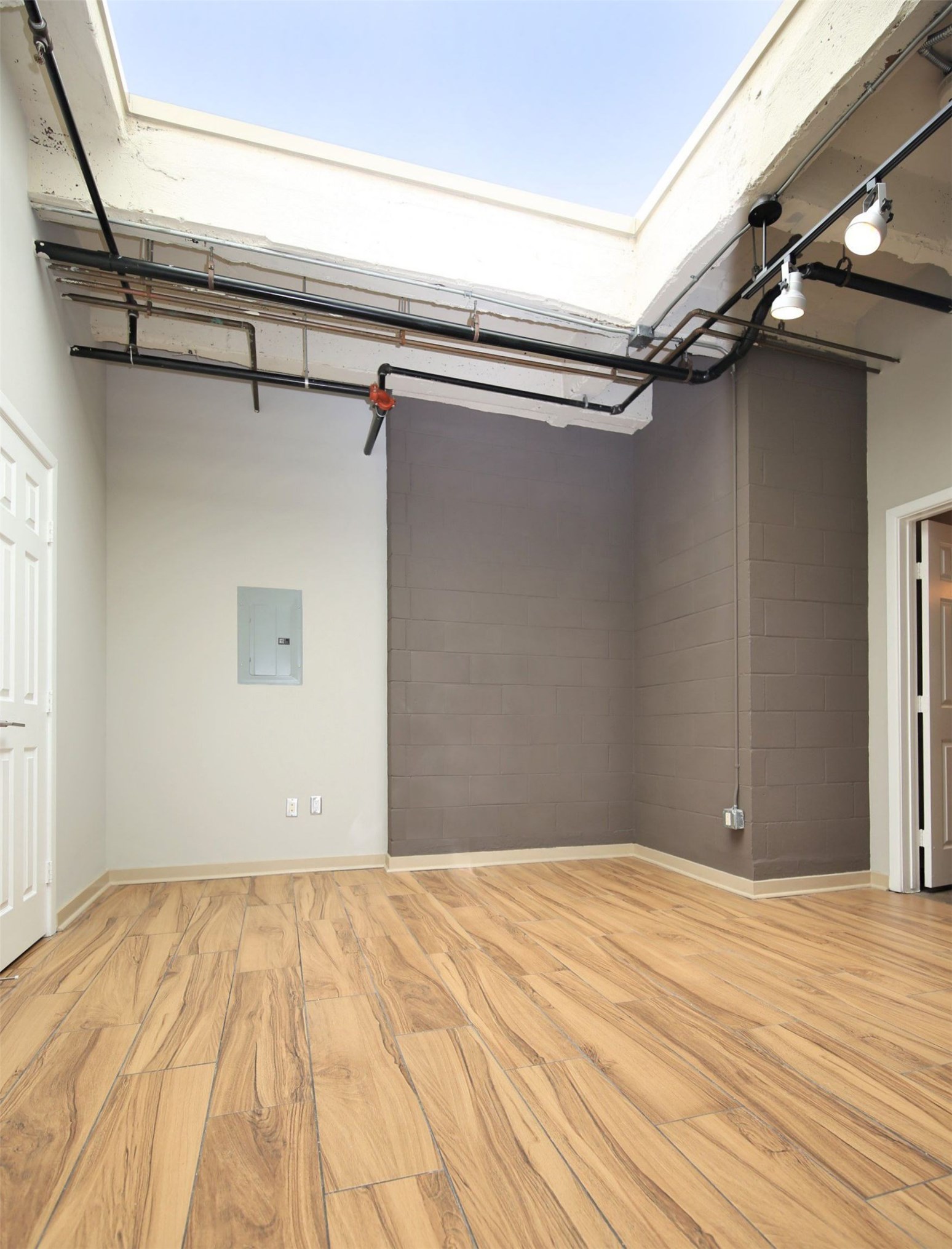 230 West Alabama Street, Unit 1105 Houston, TX 77006 - Photo 10 of 21