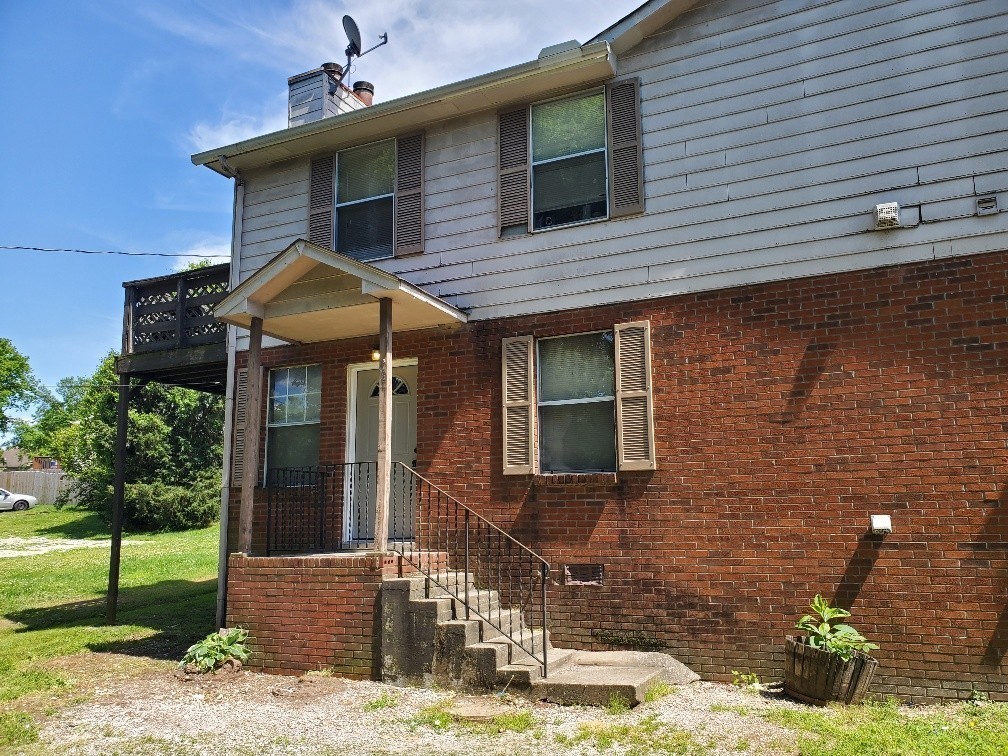1317 Pierce Road Madison, TN 37115 - Photo 2 of 18