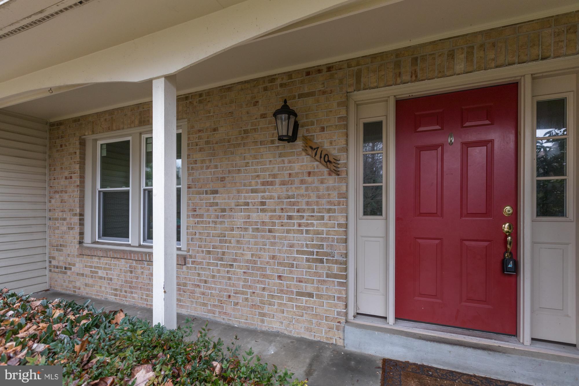 710 Sonata Way Silver Spring, MD 20901 - Photo 5 of 38 Gallery Image 5