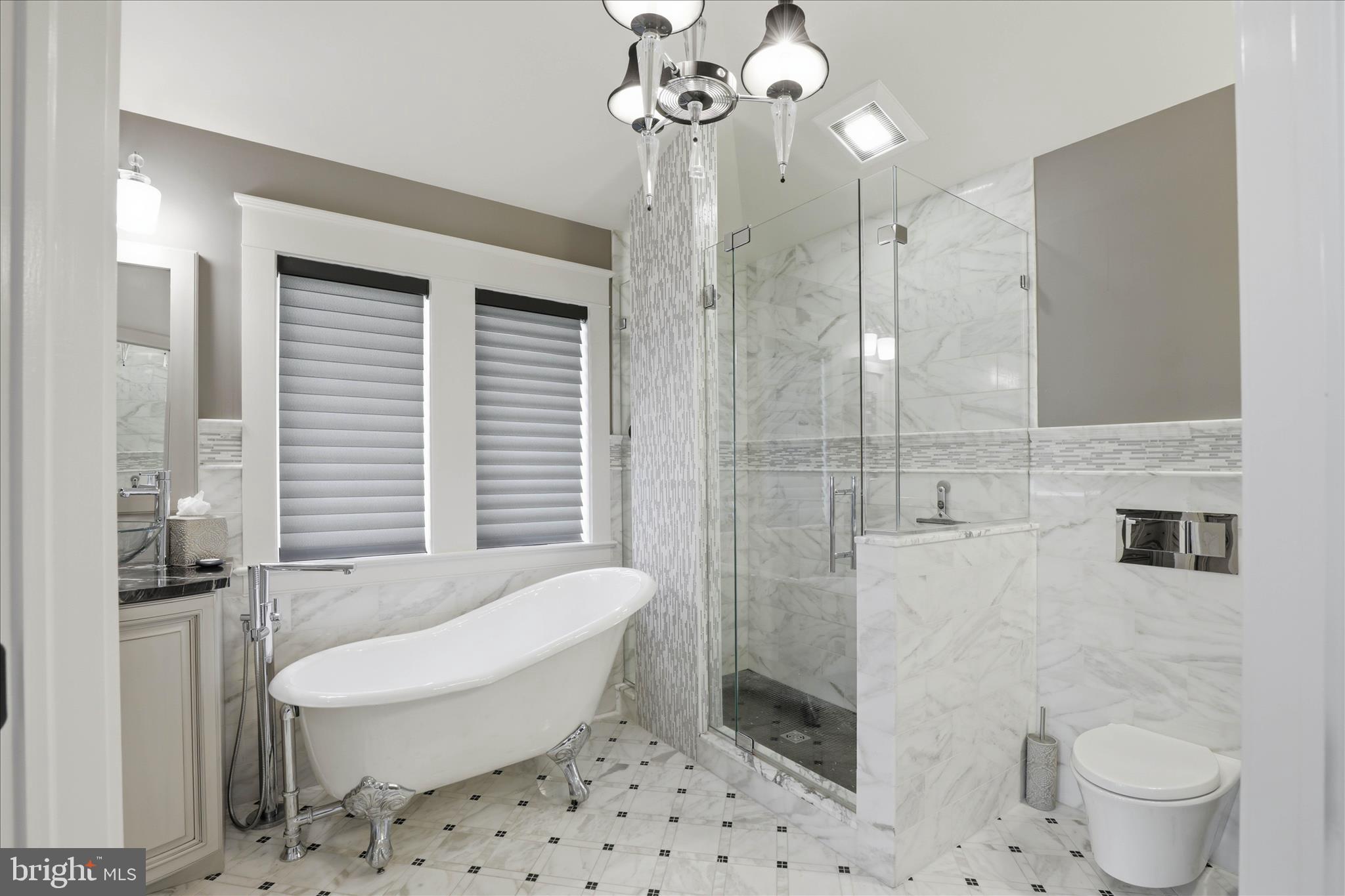 137 East Woods Drive Lititz, PA 17543 - Photo 28 of 64 a bathroom with a toilet sink and shower