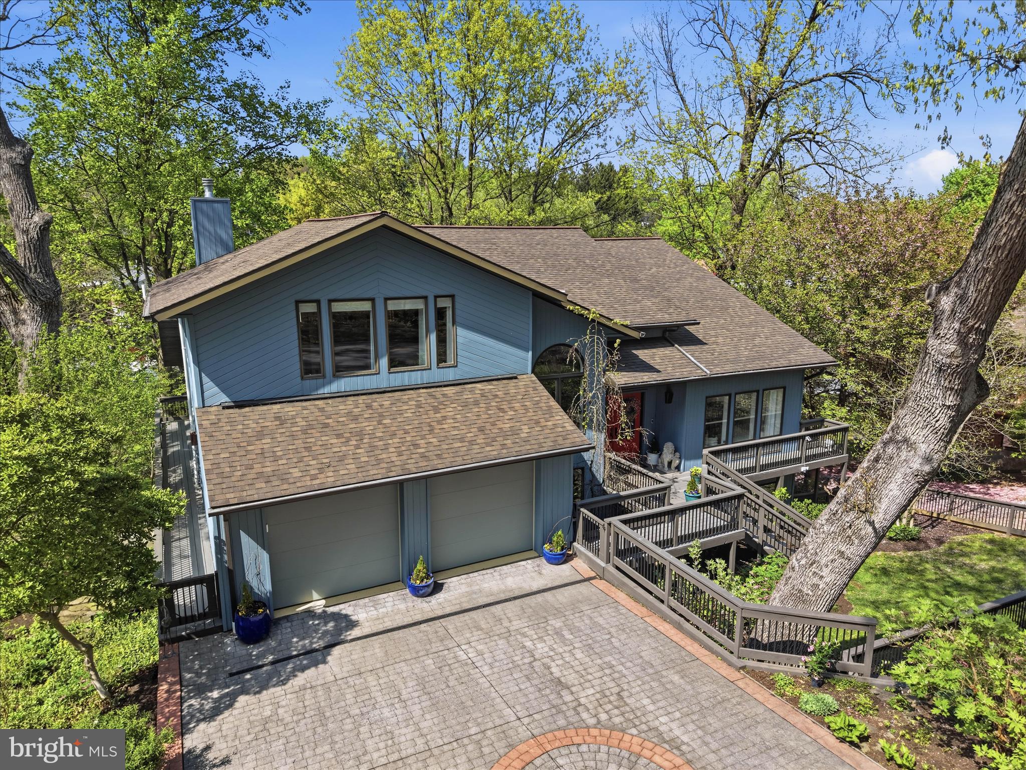 137 East Woods Drive Lititz, PA 17543 - Photo 8 of 64