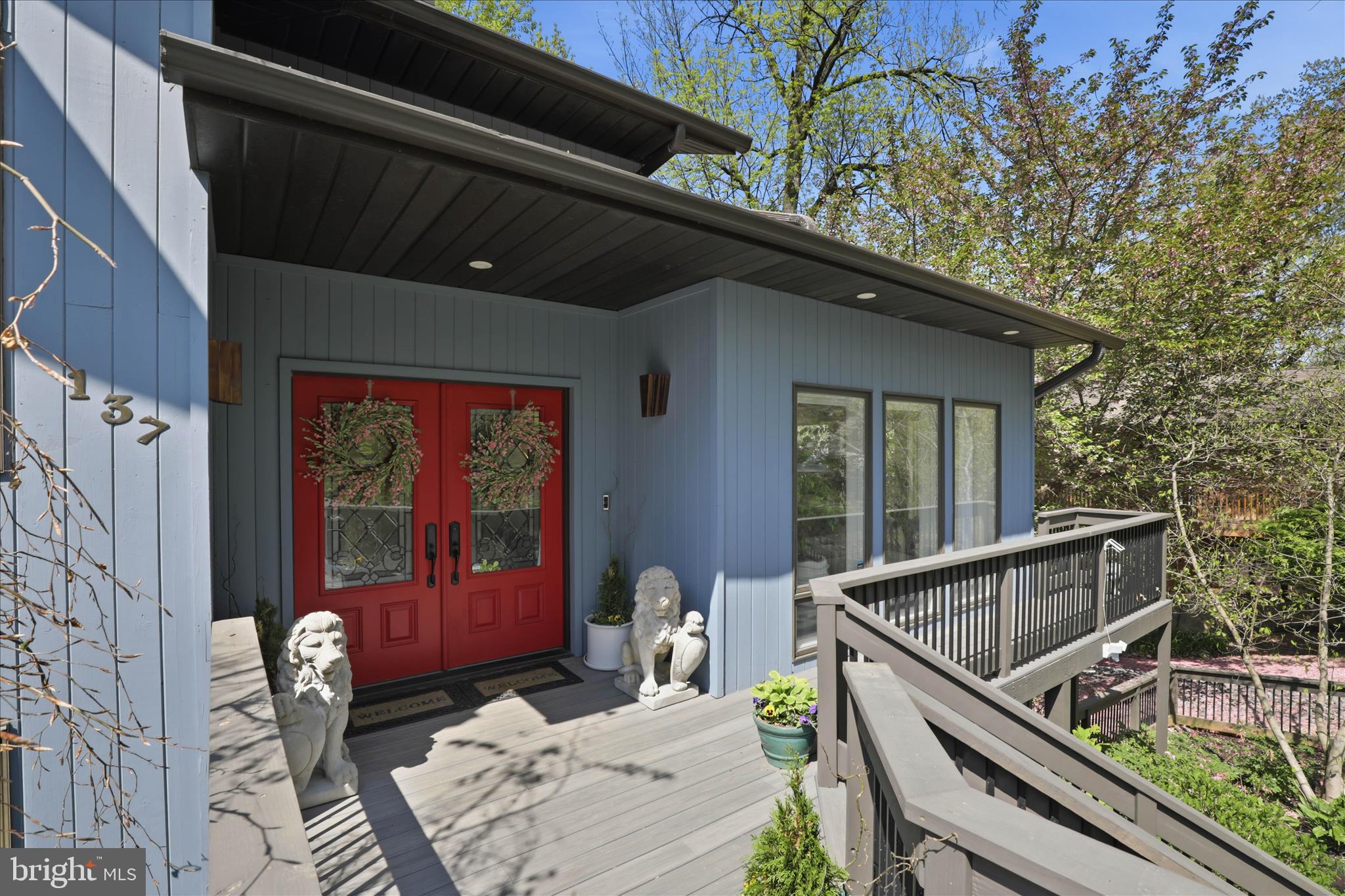 137 East Woods Drive Lititz, PA 17543 - Photo 9 of 64