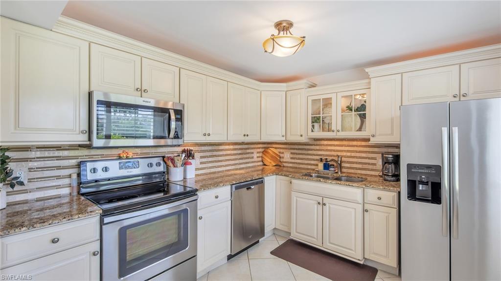 641 Teryl Road, Unit 3 Naples, FL 34112 - Photo 16 of 34 Gorgeous kitchen with