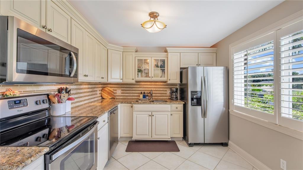 641 Teryl Road, Unit 3 Naples, FL 34112 - Photo 17 of 34 Room for breakfast table or
