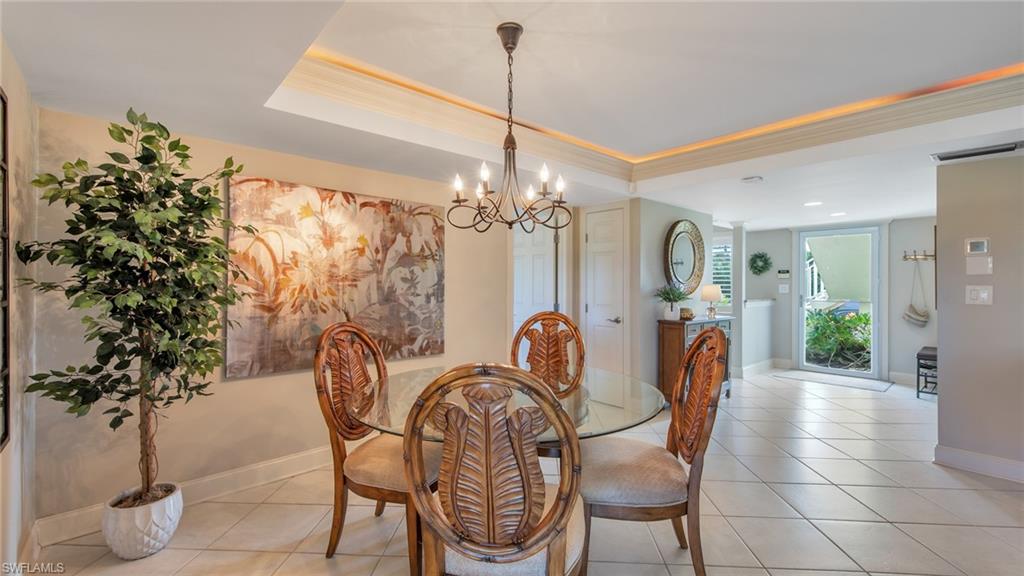 641 Teryl Road, Unit 3 Naples, FL 34112 - Photo 9 of 34 Dining area