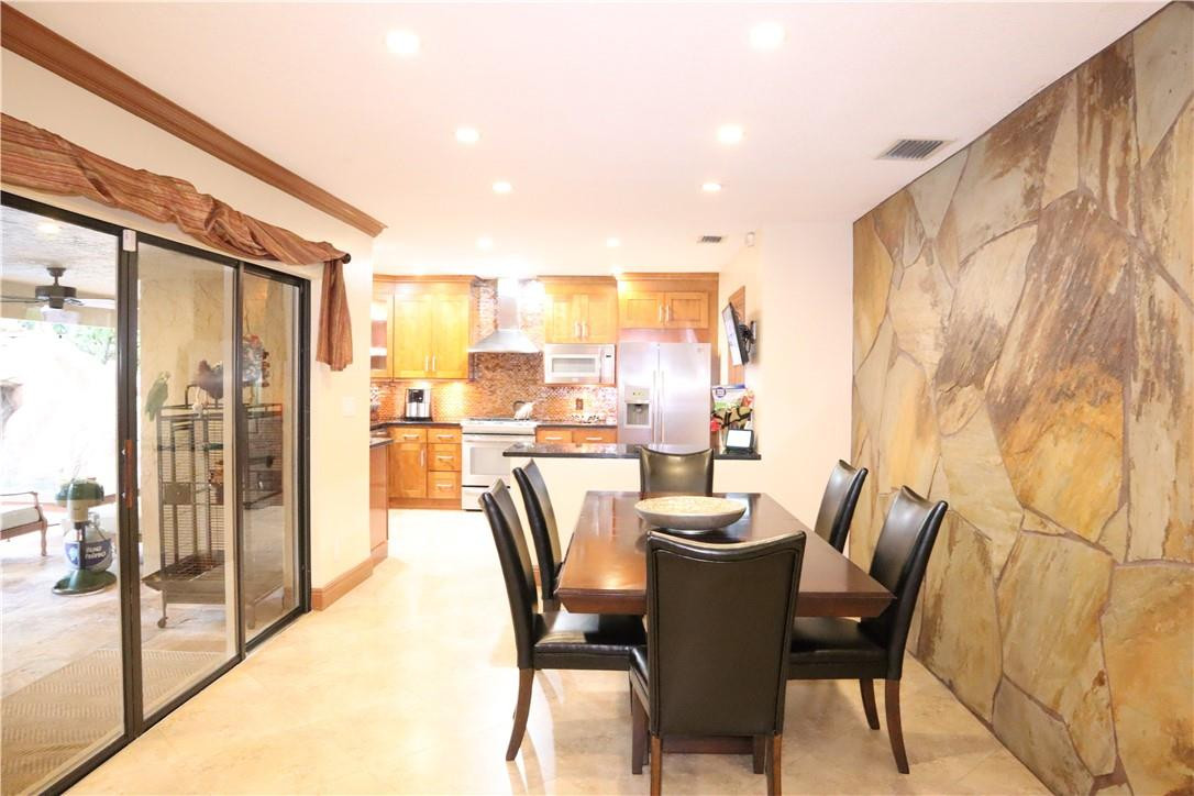 550 Northwest 14th Avenue Boca Raton, FL 33486 - Photo 9 of 77 Photo 9