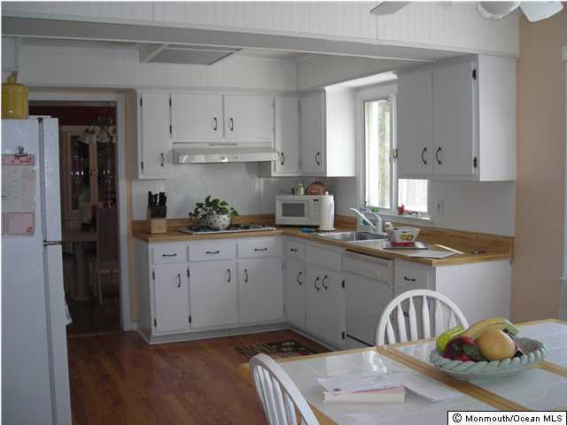 42 Lancaster Road Freehold, NJ 07728 - Photo 3 of 3 Additional Photo
