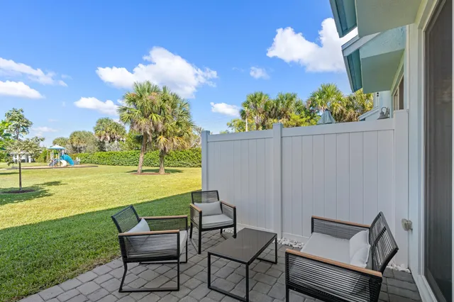 a view of a garden with a tree