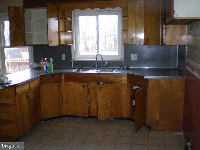 2721 Maytown Road Marietta, PA 17547 - Photo 6 of 11 Gallery Image 6