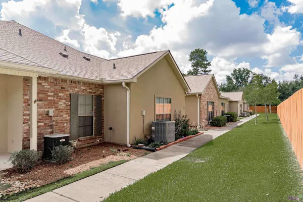 $215,000 | 11510 Southfork Avenue, Unit 34, Baton Rouge, LA 70816