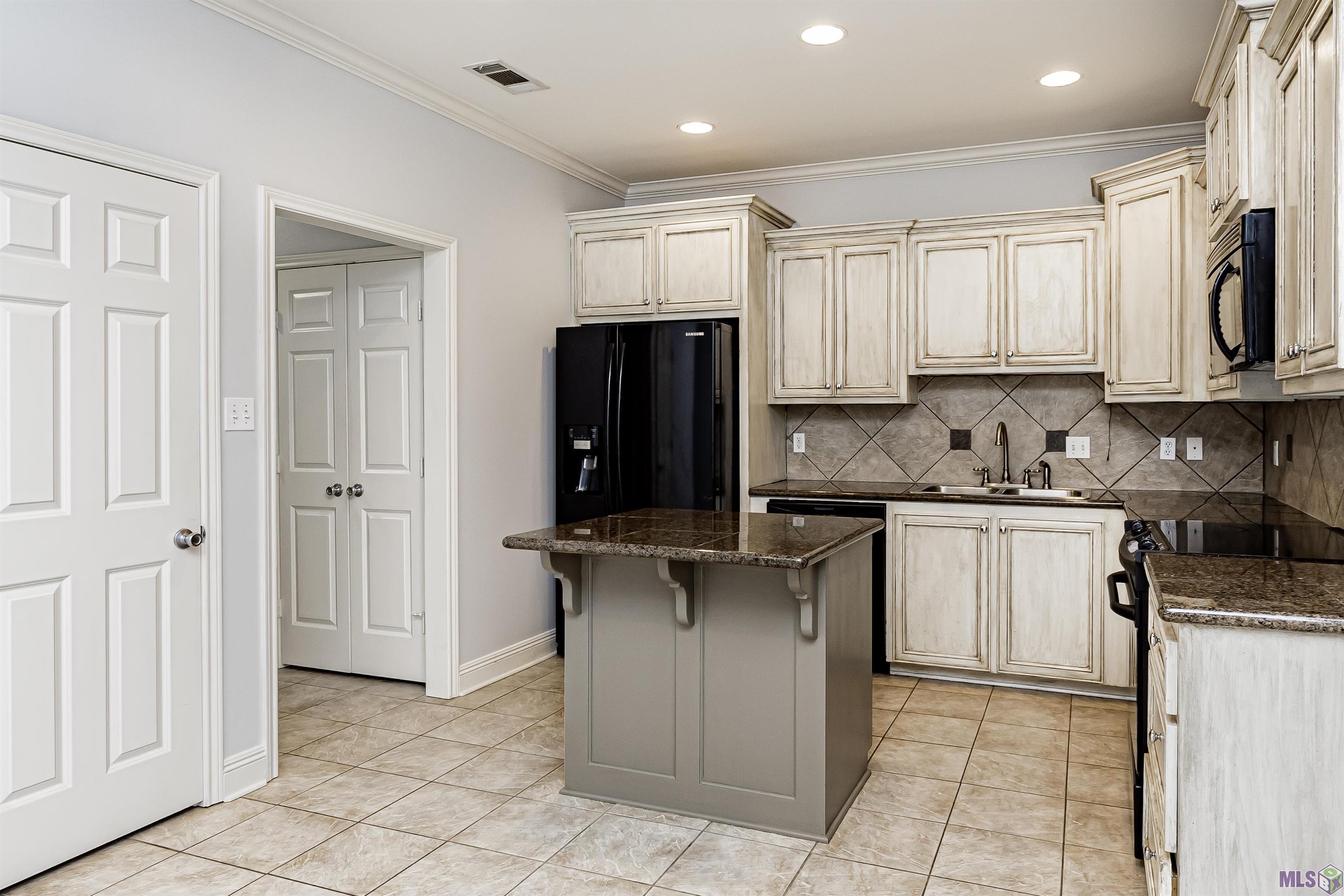 11510 Southfork Avenue, Unit 34 Baton Rouge, LA 70816 - Photo 14 of 20