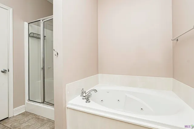 $215,000 | 11510 Southfork Avenue, Unit 34, Baton Rouge, LA 70816