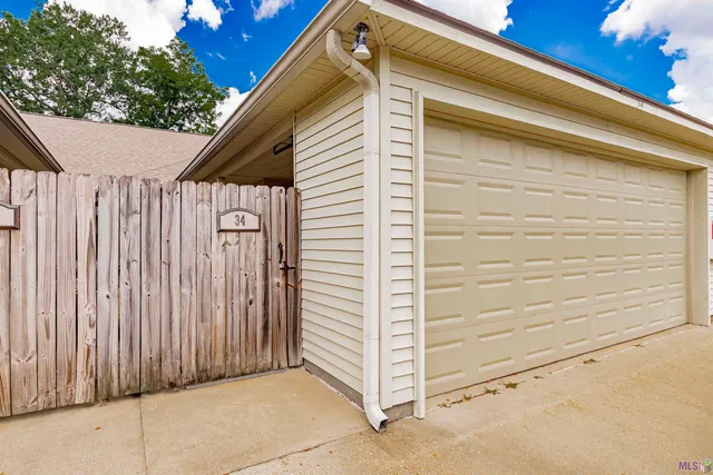 $215,000 | 11510 Southfork Avenue, Unit 34, Baton Rouge, LA 70816