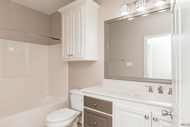 $215,000 | 11510 Southfork Avenue, Unit 34, Baton Rouge, LA 70816